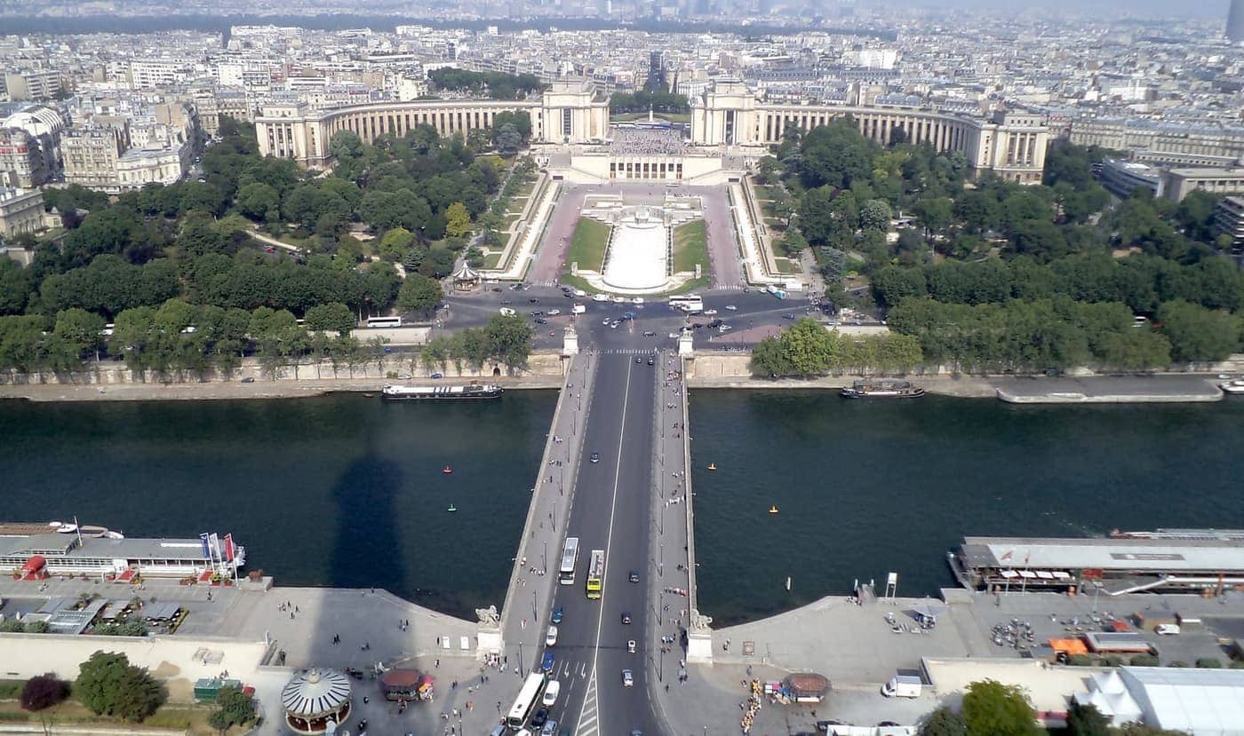 4 Yapraklı Yonca: Paris Seyahat Notları — kapak görseli